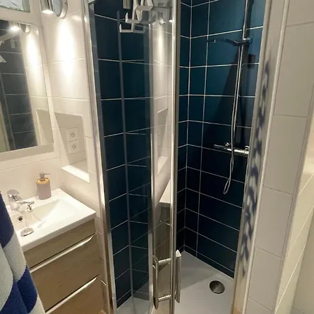 Joli Vue Mer, Piscine, Tennis, Parking * Antibes